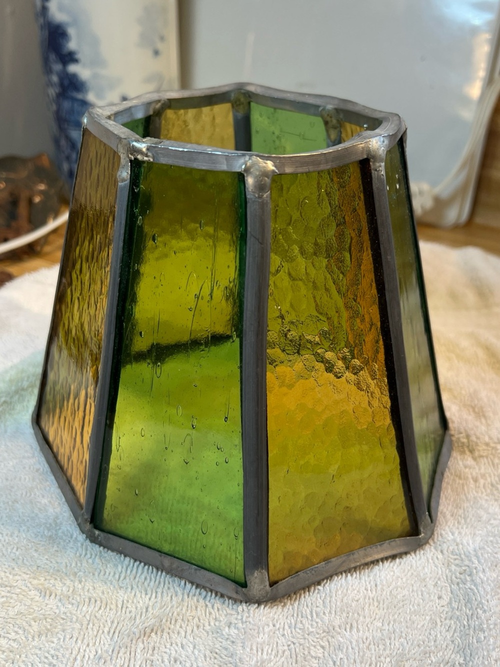 Vintage Stained Glass Lamp Shade Green & Yellow 7 Inch Wide